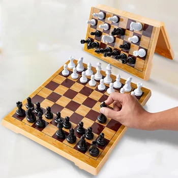 Профессиональный набор шахматных досок Семейный столик Мини Роскошные складные магнитные шахматы для путешествий Образовательная вечеринка Шахматы Шахшпиль