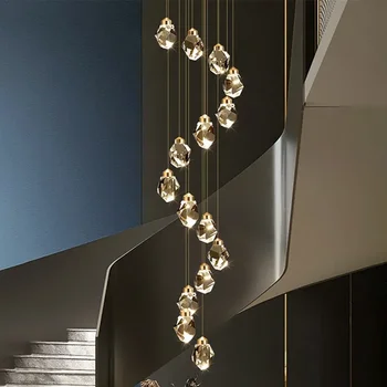 Хрустальная люстра на лестнице Вращающаяся Вилла Двухуровневое здание Гальваническое покрытие Золотая люстра Задний Художественный Обеденный кран